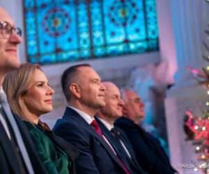 Karol i Marta Nawroccy na kolędowaniu