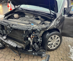 Wypadek na Maczka w Warszawie. Trzy osoby w szpitalu, ogromne utrudnienia w kierunku centrum.