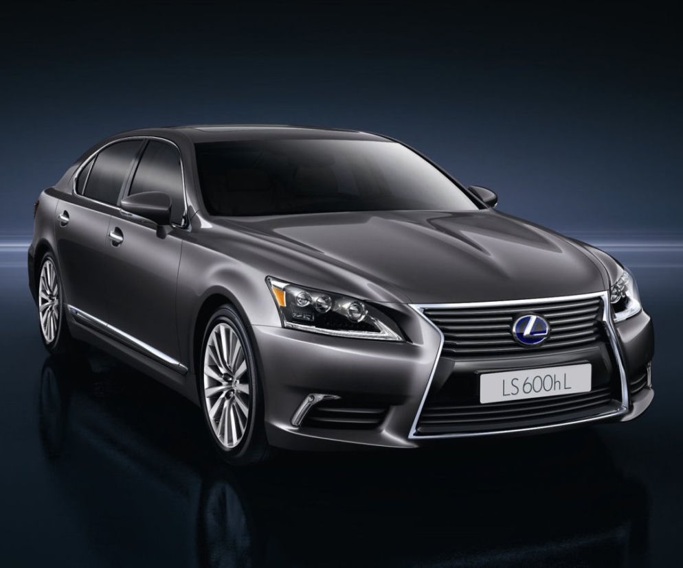 Lexus LS 600h L
