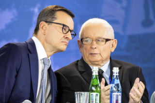 Wyborcy PiS chcą Morawieckiego na premiera! Ale to nie jest dla niego dobra wiadomość