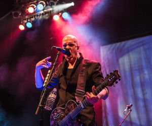 Devin Townsend zagra w Polsce wyjątkowy solowy koncert! Data i miejsce występu w Warszawie