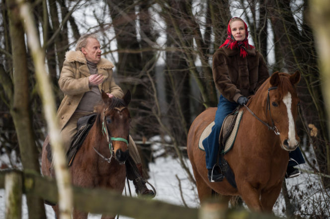 Magdalena Cielecka w spektaklu Teatru Telewizji "Wszystko na sprzedaż"