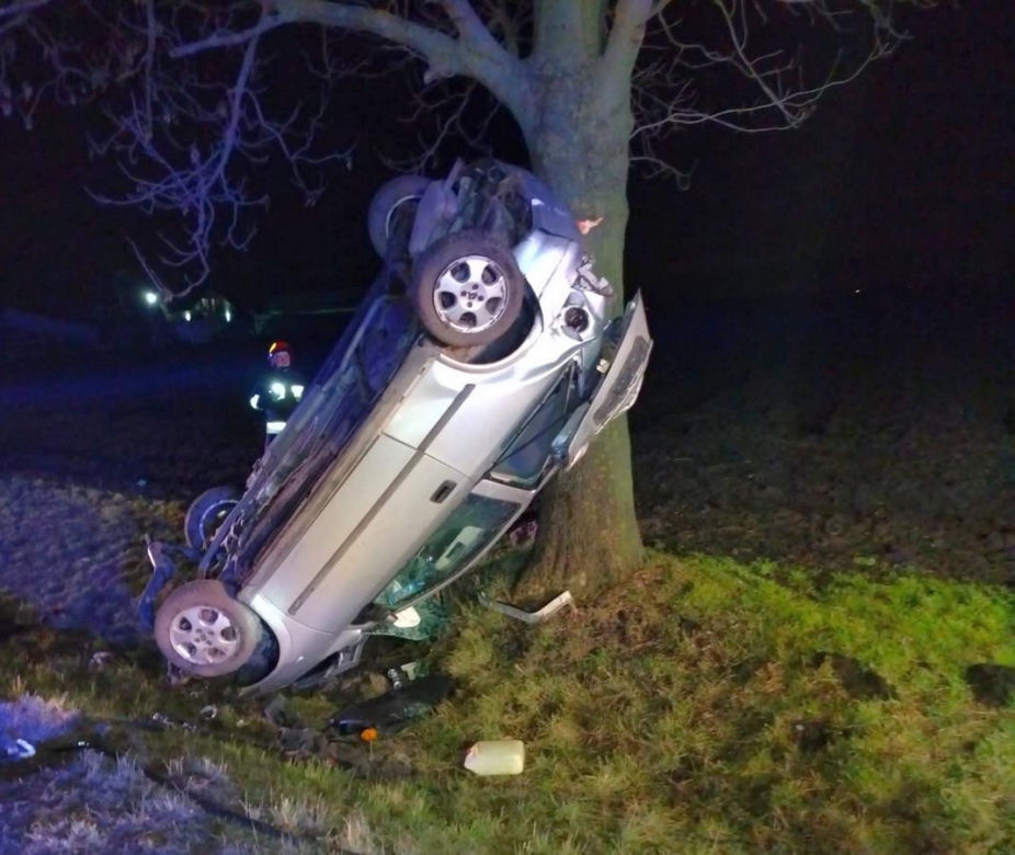 Przerażający wypadek w Kujawsko-Pomorskiem. Straszny finał wariackiego rajdu pijanego 19-latka