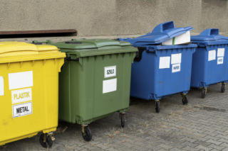 11 pojemników na śmieci w każdym polskim domu