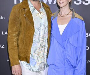 Bezpieczne kolory odchodzą do lamusa. Lara Gessler zachwyciła stylizacją w jednym z najmodniejszych odcieni tej wiosny