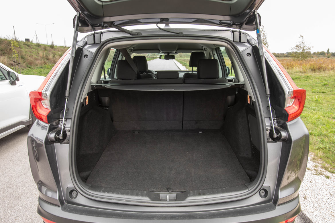 Subaru Forester e-BOXER vs Honda CR-V Hybrid