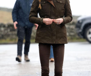  Stare zdjęcia księżnej Kate! Nie uwierzysz, jak się zabawiała