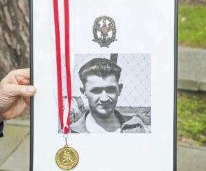 Dostał grób na Powązkach po 82 latach od śmierci. Tajemnica Jana Nowickiego „Rysia” odkryta