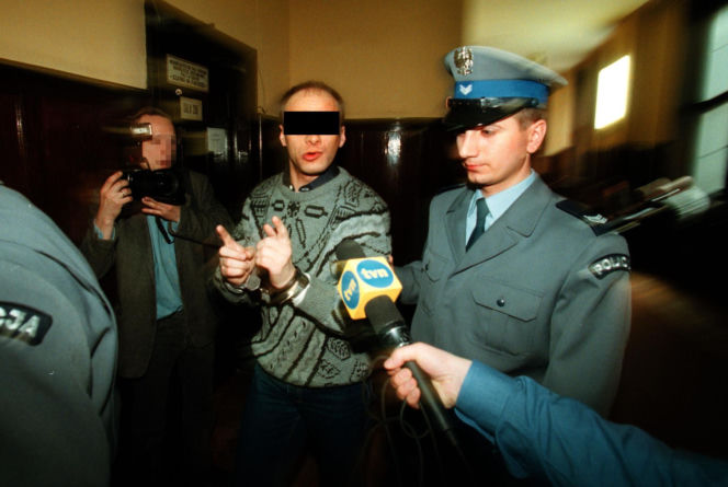 Terroryzował Warszawę. Z nienawiści zabił pięć kobiet. Łomiarz znowu wychodzi na wolność