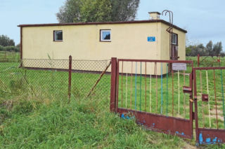 Brzydkie kaczątko stało się domem. Hydrofornia pod Elblągiem zmieniła się nie do poznania