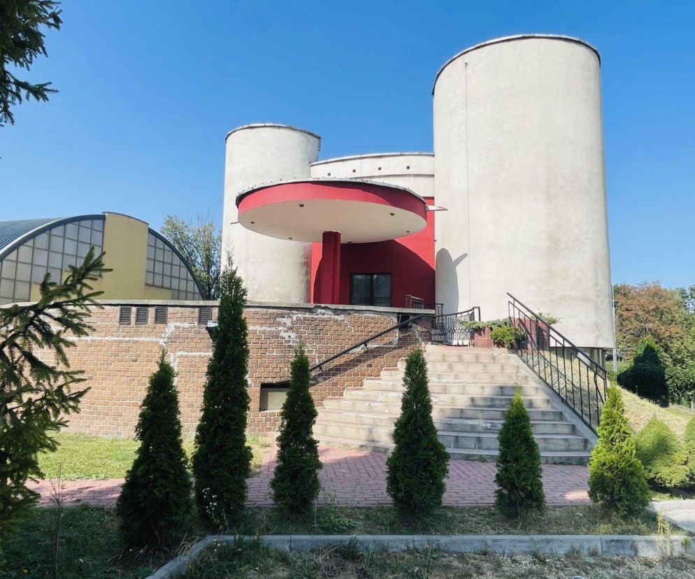 Katedra Matki Boskiej Królowej Apostołów: parafia kościoła Polskokatolickiego.