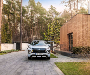 Mitsubishi Eclipse Cross PHEV (2021)
