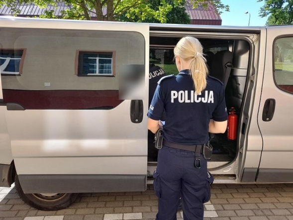 Wezwał policję do sporu o mieszkanie. Finał sprawy zaskakuje, bo sam trafił za kraty