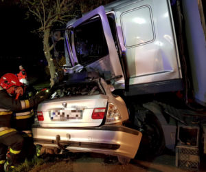 Wypadek Błonie Wieś: 2 osoby nie żyją
