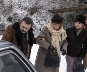 Stulecie Winnych 4, odc. 43: Andzia (Barbara Wypych), Jerzyk (Andrzej Andrzejewski), Ania (Urszula Grabowska), Ewa (Sonia Mietielica)