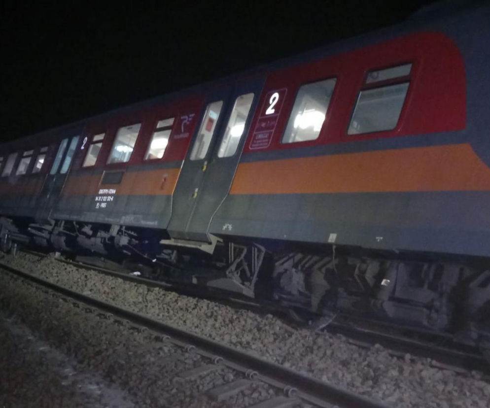 Wykolejenie dwóch wagonów pociągu Polregio na trasie Miechów - Słomniki. Znamy przyczynę!