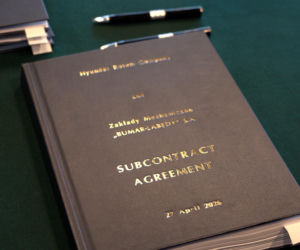 4 umowy wykonawcze Bumar-Łabędy