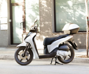 Honda SH1 125i, cena 13 600 zł, moc 11,8 KM przy 8500 obr./min.