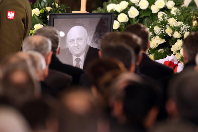 11 lat temu zmarł Józef Oleksy. Tak wyglądał jego pogrzeb
