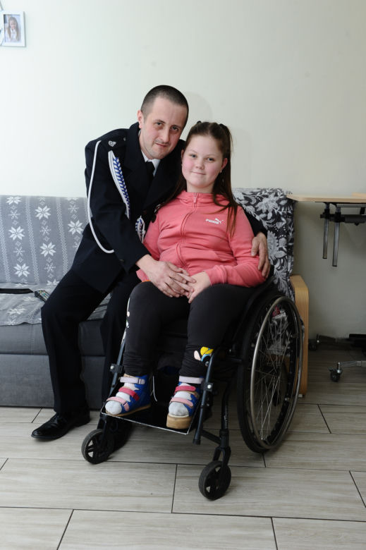 Zbiórka na operację Nikoli. „Moim marzeniem jest, żeby chodzić”