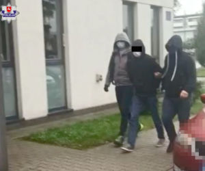 Poznał 14-latkę w sieci i… MOLESTOWAŁ?! ZBOCZENIEC zatrzymany pod Krakowem [ZDJĘCIA]