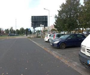 Nie dla lawet i dostawczaków. Od 5 października zmiany w parkowaniu na Zygmunta Starego w Lesznie