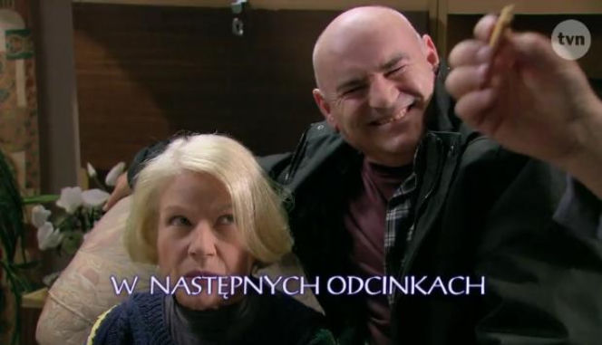 Na Wspólnej po wakacjach 2013. Maria Zięba (Bożena Dykiel), Roman Hoffer (Waldemar Obłoza)