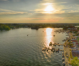 Gdzie nad jezioro na Warmii i Mazurach? Zobacz TOP 10 najlepszych plaż [GALERIA]