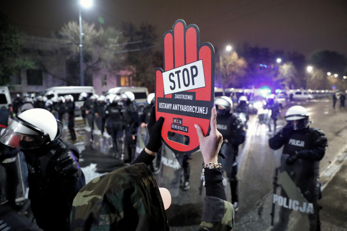 Warszawa protestuje przeciwko zaostrzeniu prawa aborcyjnego
