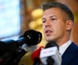 Zaskakujące rozstrzygnięcie na Węgrzech! Są oficjalne pełne wyniki wyborów 2026