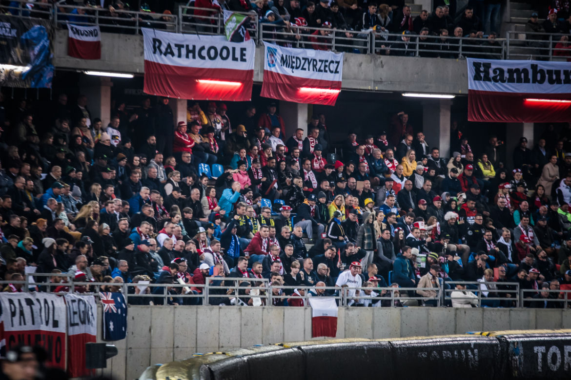 Grand Prix Polski w Toruniu. Zdjęcia kibiców z Motoareny