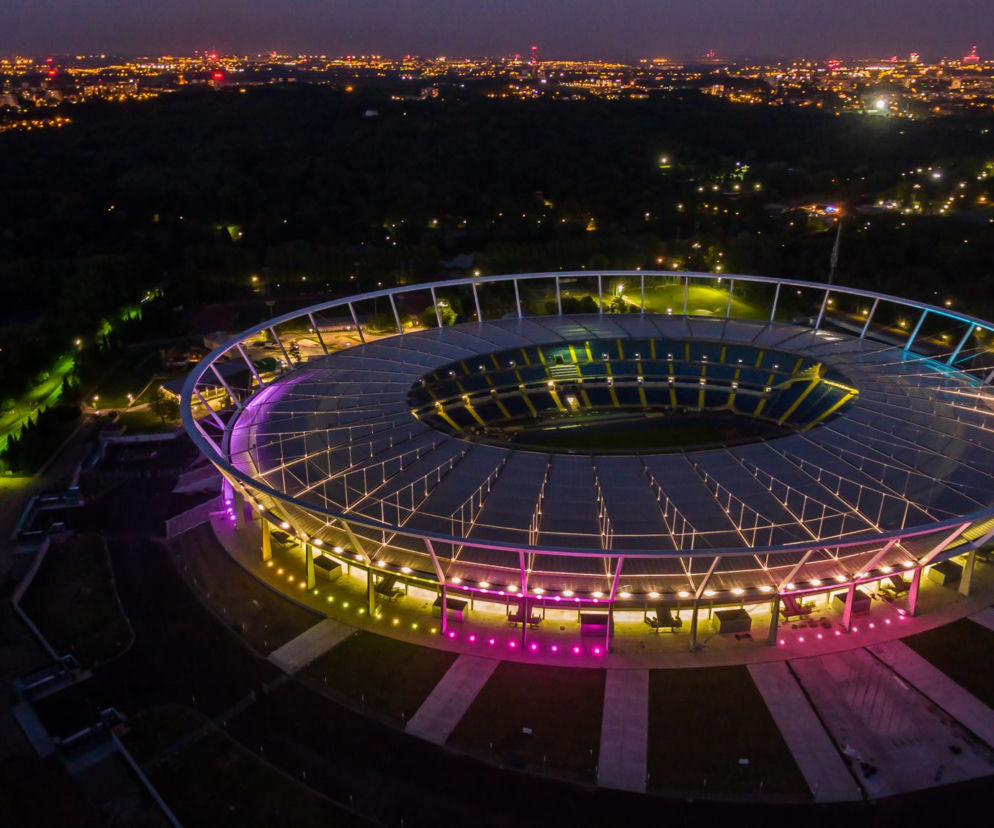 Stadion Śląski z nowym dachem by KOSMODRON