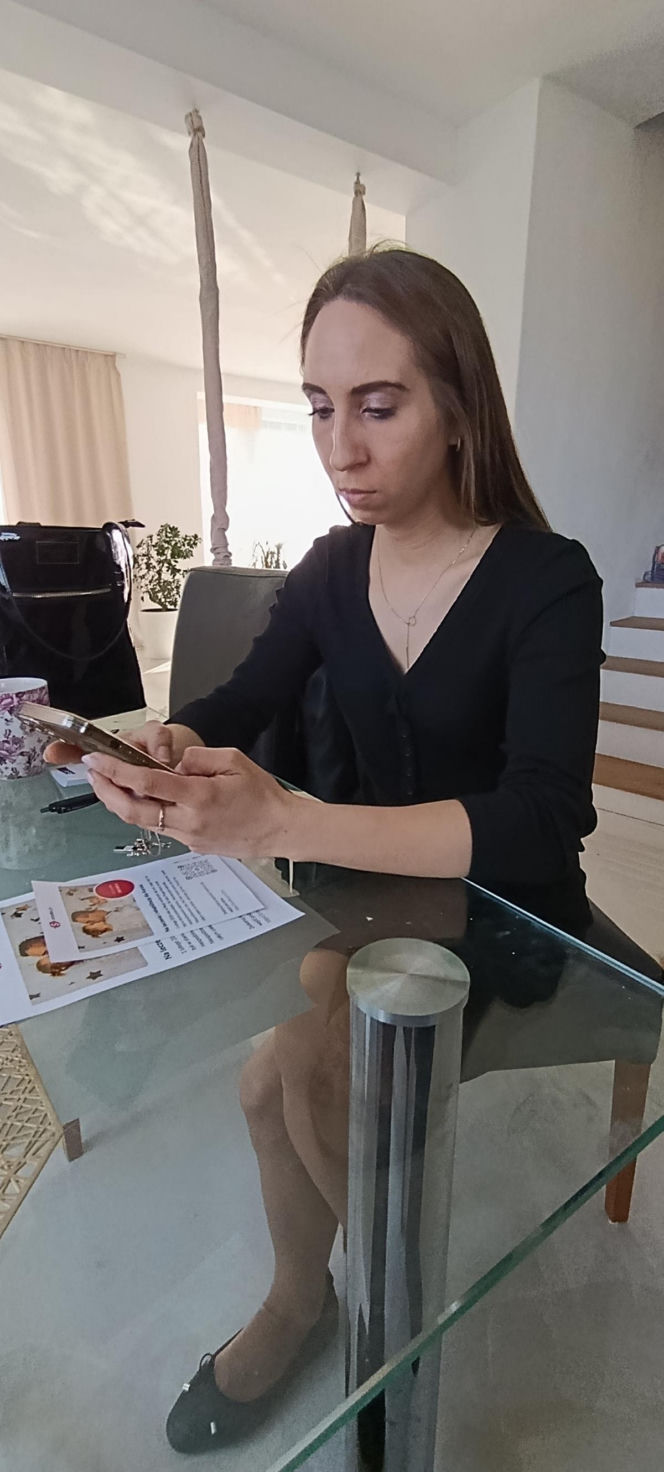 Karol pojechał zarobić na dom dla córek. Sam w nim nie zamieszka. Leży sparaliżowany po bestialskim ataku w Belgii