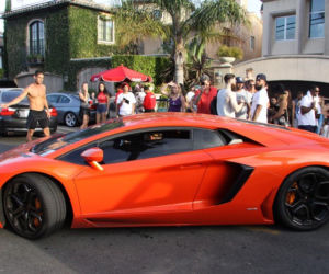 Chris Brown w Lamborghini Aventador