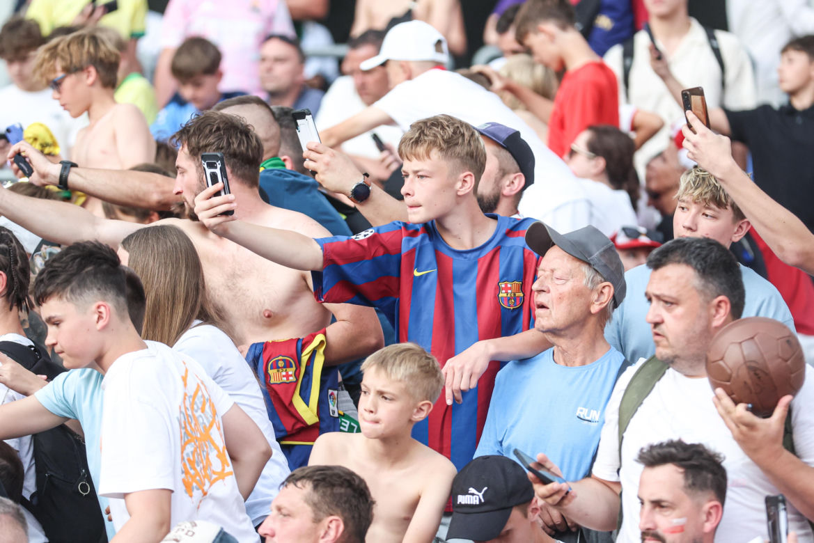 Kibice na meczu gwiazd Polska - Brazylia na Stadionie Śląskim