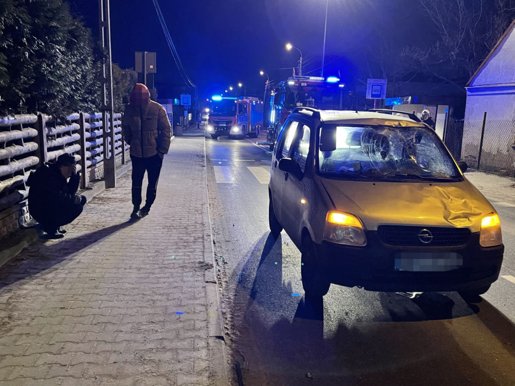 Potrącenie pieszego. W akcji śmigłowiec LPR. Poszkodowany jest w stanie krytycznym