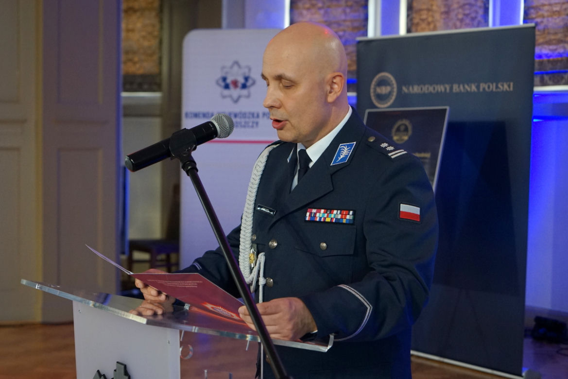 Kryształowe serca dla policjantów z całego regionu
