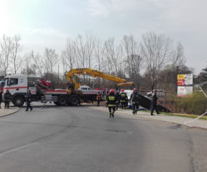 Kraków: Autobus zjechał z drogi i wpadł do rowu!