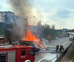 Śmiertelny wypadek na S8. Ciężarówka stanęła w płomieniach 