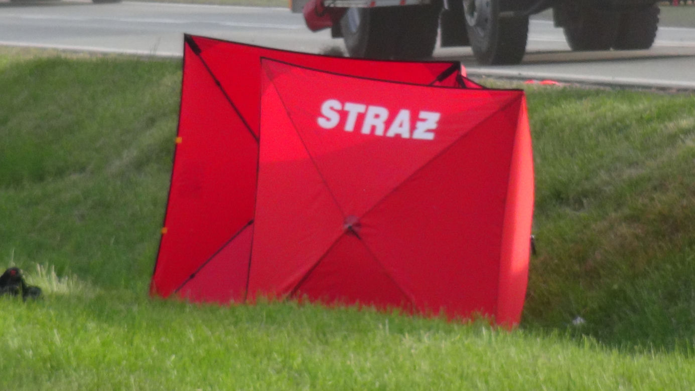 Nie żyje 30-letni motocyklista. Drogowa makabra na DK 50 pod Otwockiem