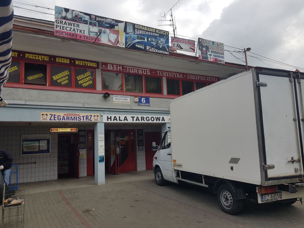 Hala targowa w Rzeszowie do remontu