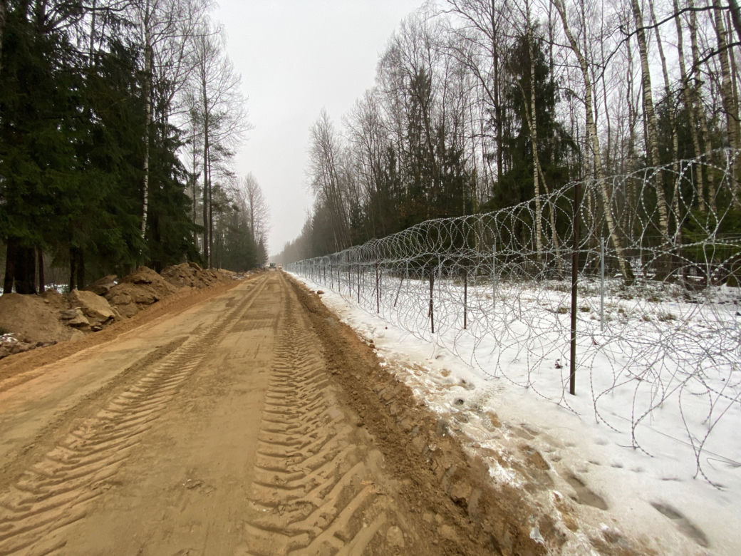 Budują mur na granicy polsko-białoruskiej