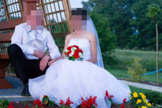 Zabiła męża gdy PRÓBOWAŁ JĄ ZGWAŁCIĆ. Karolina P. wraca do dzieci, sąd ją uniewinnił [GALERIA]
