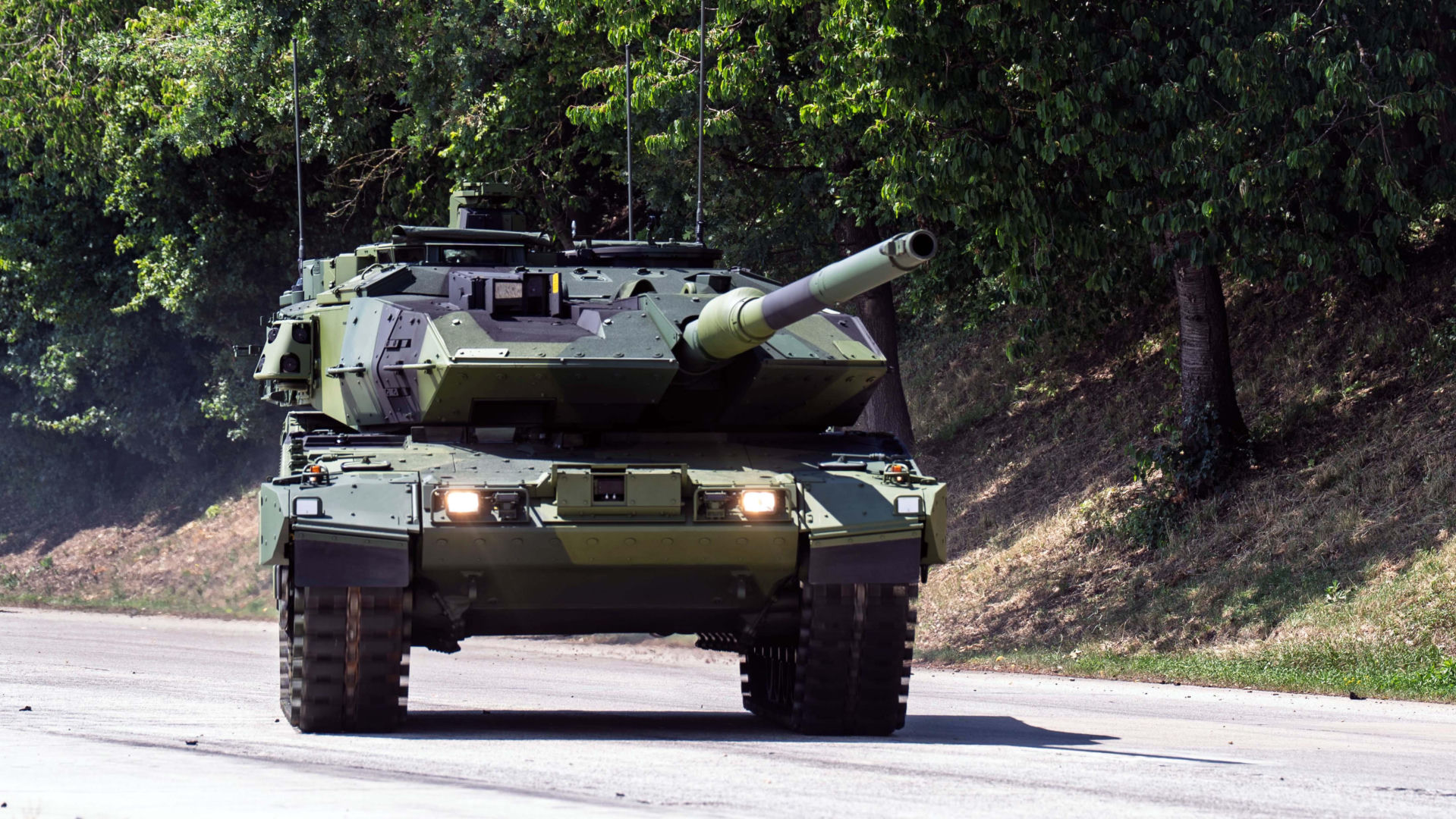 Czołg Stridsvagn 122