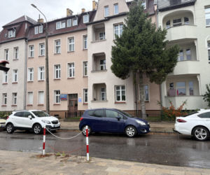 Na podłodze leżały dwa ciała. Drzwi mieszkania otworzył 53-latek