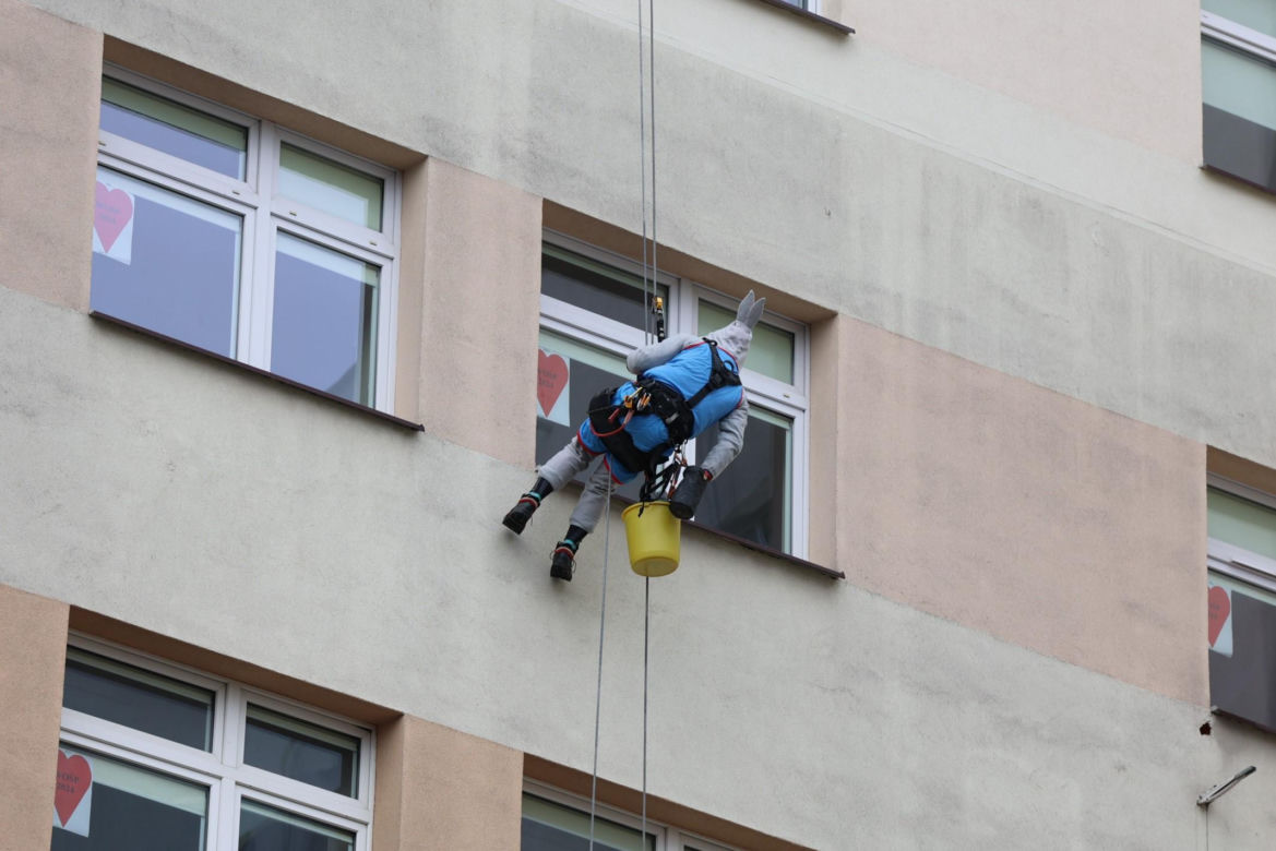 Alpiniści dla WOŚP dali radość małym pacjentom z Uniwersyteckiego Szpitala Dziecięcego w Lublinie
