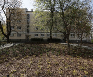 Nożem zaatakował kobietę w mieszkaniu na Śródmieściu. Trafił do szpitala psychiatrycznego