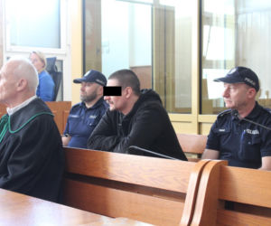 Kacper przeżył 6 ciosów siekierą. Teraz chce 150 tysięcy zł od agresora