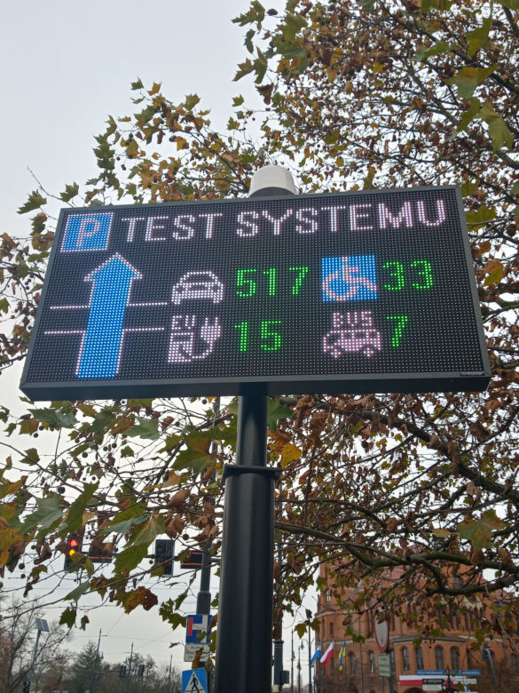 Tablice parkingowe w Toruniu. Tak wyglądają nowe obiekty