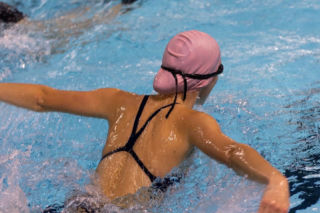 Kalisz. Młodzi pływacy trenują przed zawodami